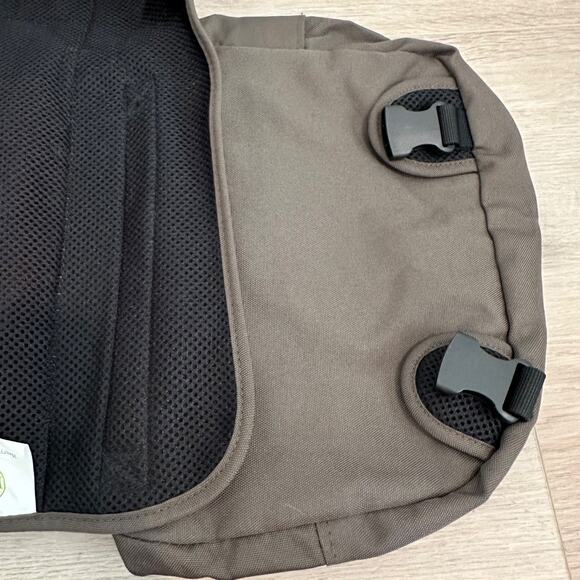 Henry and Clemmies Dog Backpack Red Size Large Snap Zipper Hiking Outdoors - Picture 7 of 9